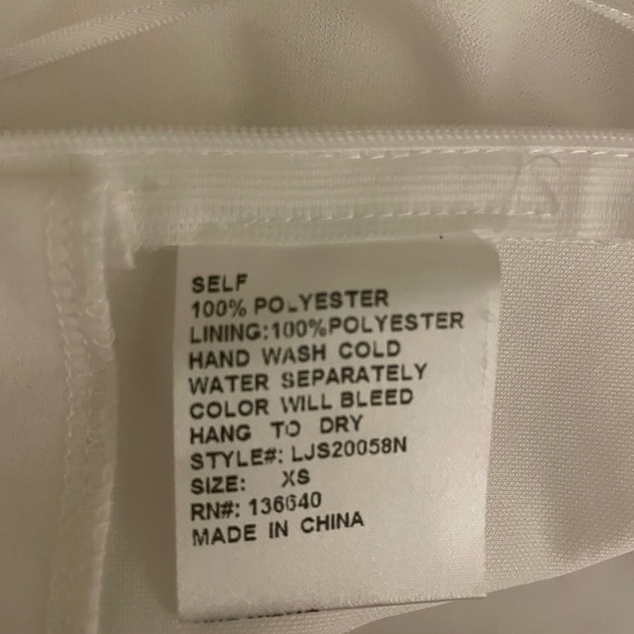 Jumpsuit with cutouts 📐🤍🪞 - Picture 11 of 12